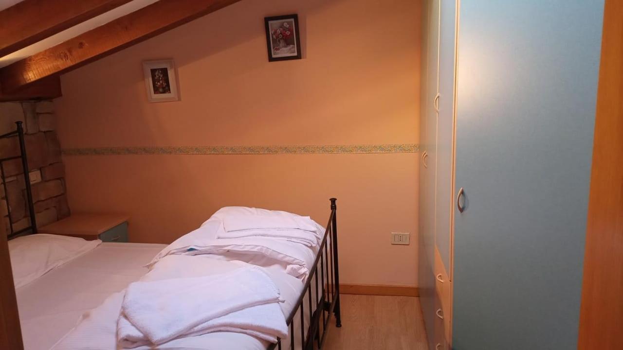Appartamenti Miriam Пассо-дель-Тонале Экстерьер фото
